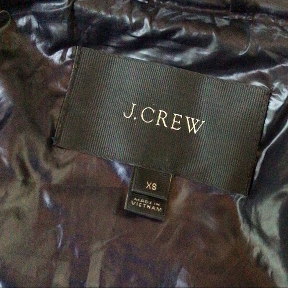 J Crew Navy Patent Down Filled vest, XS - Picture 8 of 8